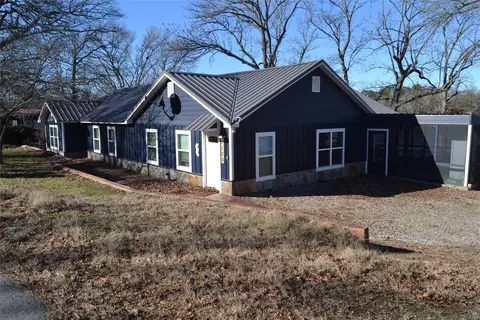 1108 Peninsula, Fort Towson, OK 74735