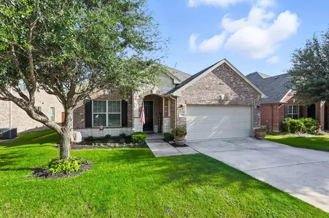 7308 Desert Willow Dr, Denton, TX 76208