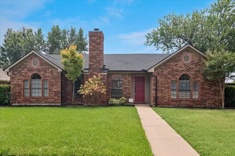 928 Ledgemont Dr, Plano, TX 75025