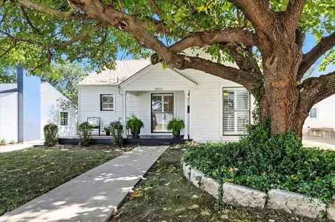 3809 Linden Ave, Fort Worth, TX 76107