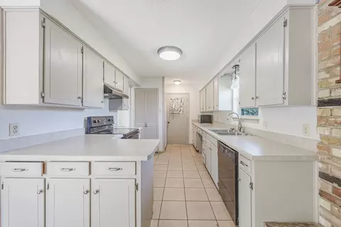 1128 Irwin Dr, Hurst, TX 76053 photo 14