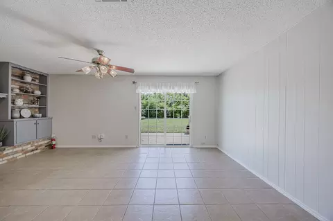 1128 Irwin Dr, Hurst, TX 76053 photo 10