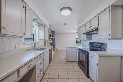1128 Irwin Dr, Hurst, TX 76053 photo 15