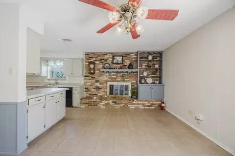 1128 Irwin Dr, Hurst, TX 76053 photo 11