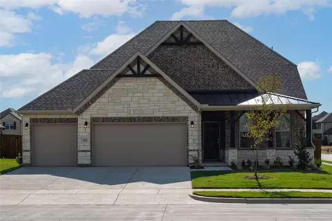 102 National Ct, Forney, TX 75126