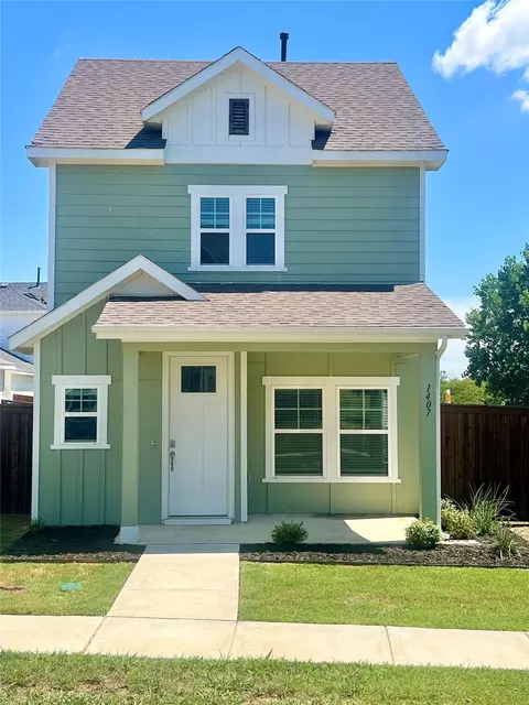 1407 Apricot Ln, Gainesville, TX 76240