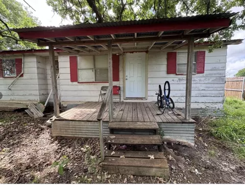 130 County Road 464, Lipan, TX 76462