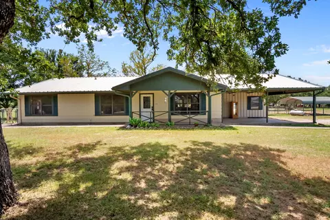 250 Young Rd, Millsap, TX 76066