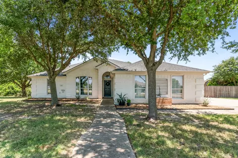 113 Meadow Park Dr, Aledo, TX 76008