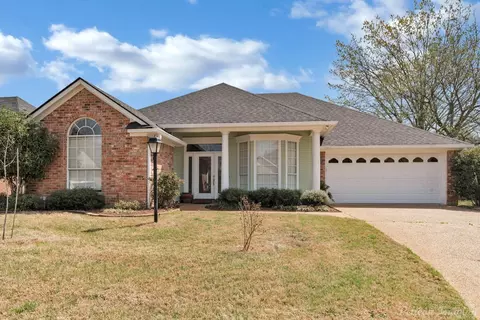 9017 Pink Pearl Ct, Shreveport, LA 71115