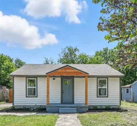 5061 Royal Dr, Fort Worth, TX 76116