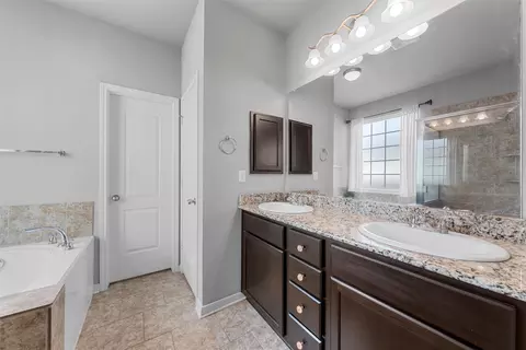 10701 Burnham Dr, Waco, TX 76708 photo 18
