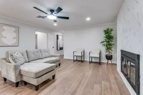 1120 Kris St, Irving, TX 75060