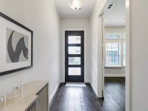 9136 Rock Daisy Ct, Dallas, TX 75231