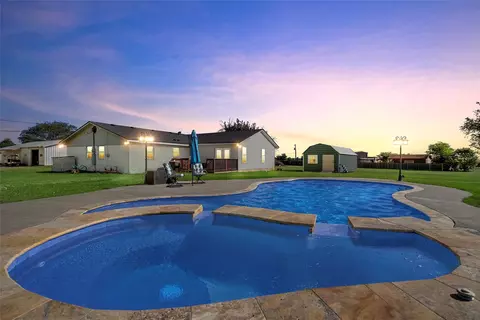 12647 Chapel Rd, Lorena, TX 76655 photo 2