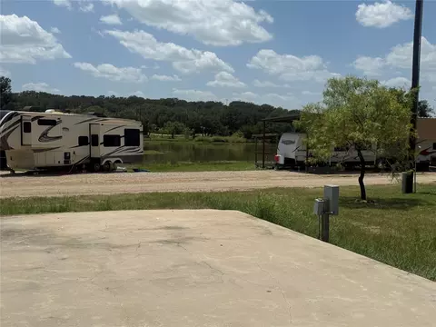 253 N Lakeside Cir, May, TX 76857