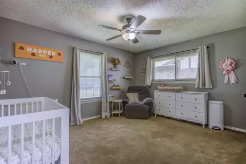 Bedroom - 1012 Purdue Dr, Arlington, TX 76012 photo 2 of 7