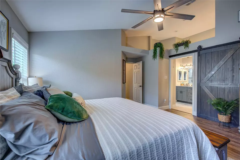 Bedroom - 924 Jacksonhole Ln, Mesquite, TX 75149 photo 3 of 5