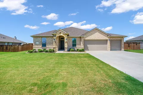 316 Amber Ln, Nevada, TX 75173