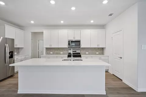2119 Horseshoe Ln, Seagoville, TX 75159