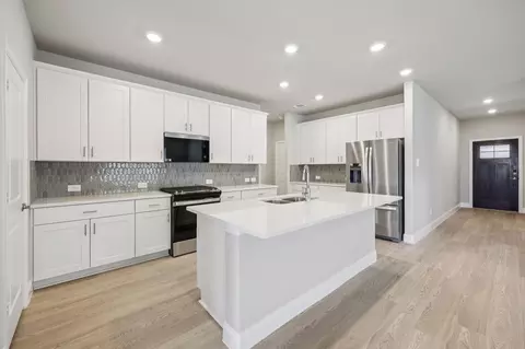 519 Midnight Oak Dr, Mckinney, TX 75069