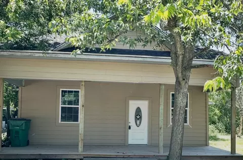 404 E Ross Ave, Mart, TX 76664