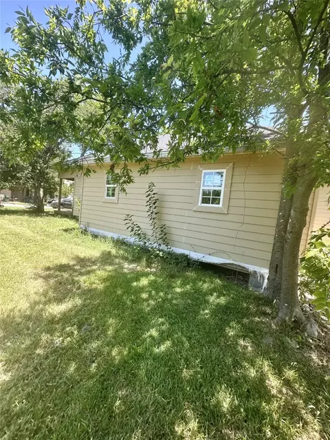 Other - 404 E Ross Ave, Mart, TX 76664 photo 1 of 6