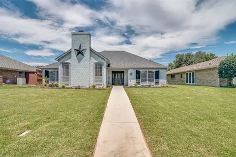 1201 Windsong Trl, Richardson, TX 75081