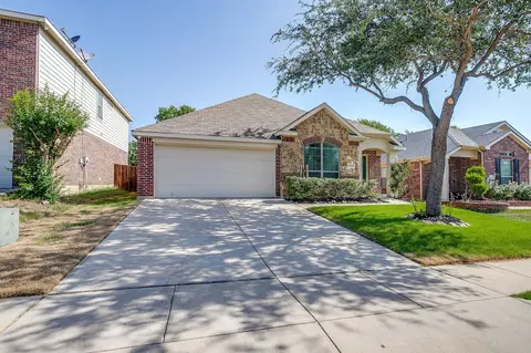 6452 Spring Ranch Dr, Fort Worth, TX 76179