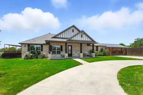 7974 Kassandra Dr, Sanger, TX 76266