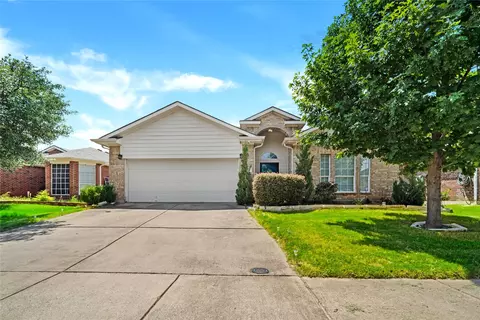 1124 Fairweather Dr, Fort Worth, TX 76120