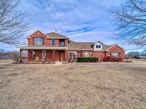 1050 Harmony Cir, Nevada, TX 75173