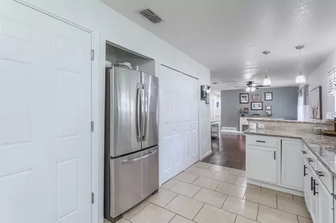 Kitchen - 502 E Alexander Ln, Euless, TX 76040 photo 3 of 3