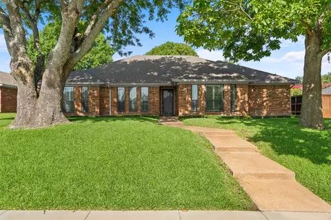 3405 Pony Dr, Plano, TX 75074