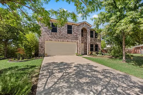 8901 Harvest Moon Trl, Denton, TX 76210