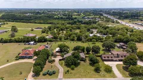 1030 Cove View Ln, St Paul, TX 75098