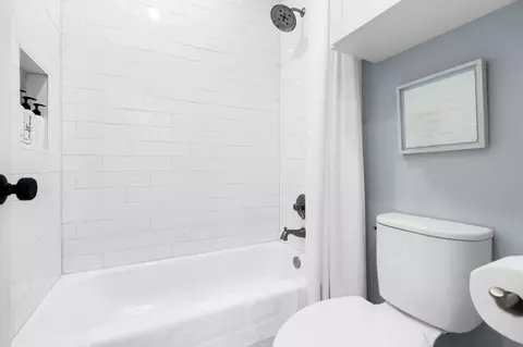 Bath - 421 Proctor Ave, Waco, TX 76708 photo 5 of 5