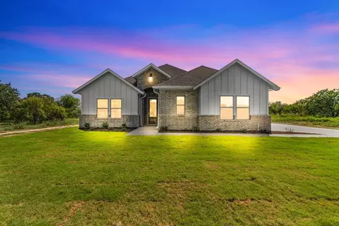 145 Tobiano Trce, Brock, TX 76087