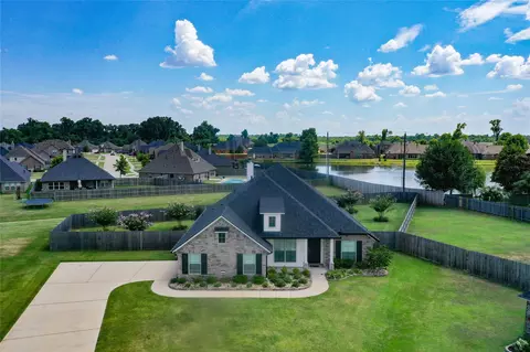 125 Livingston Dr, Bossier City, LA 71112