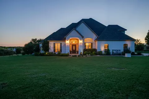 419 Scenic View Dr, Aledo, TX 76008