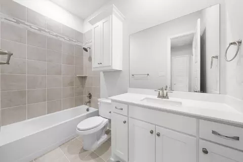 Bath - 708 Proverbs Ct, Heath, TX 75032 photo 4 of 4