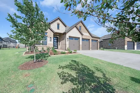 Exterior - 708 Proverbs Ct, Heath, TX 75032 photo 2 of 4