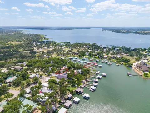 130 Lake Dr, Brownwood, TX 76801