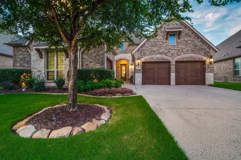 2921 Avondale Ct, The Colony, TX 75056