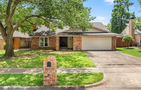826 Via Valencia, Mesquite, TX 75150