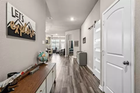 3200 Samson Dr, Lorena, TX 76655 photo 5