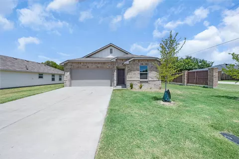 102 Doma Ave, Greenville, TX 75402