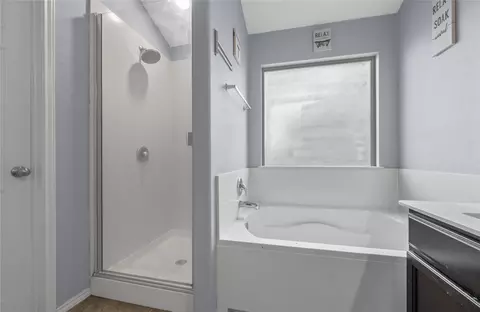 Bath - 3129 Skinner Dr, Lorena, TX 76655 photo 4 of 4