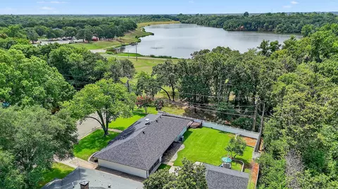 2300 Brookhaven Dr, Denison, TX 75020