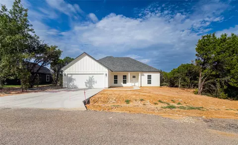 106 Cedar Shadow Ln, Whitney, TX 76692